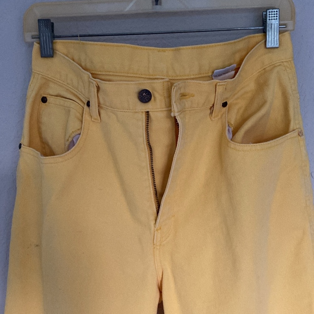 Newport News Yellow Cotton Denim Mom Jeans High Waist Zip Closure 2 Front Pocket